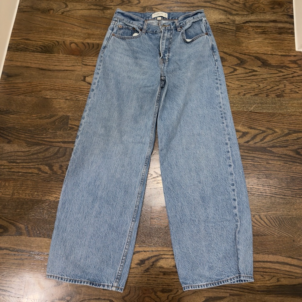 Abercrombie and fitch Low Rise Ultra Loose Jean curve love - Picture 2 of 3